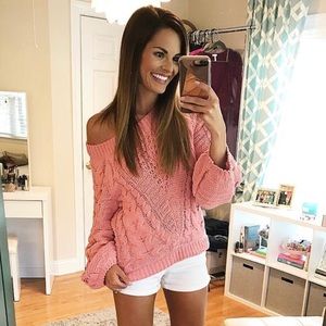 Pink chenille bubble sleeve sweater!